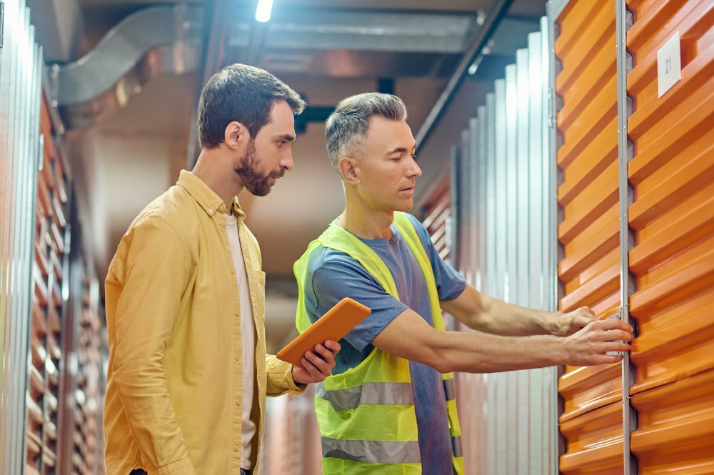 Enhancing Safety and Efficiency in Irish Warehousing with Comprehensive Manual Handling Training - Manual Handling Training Article