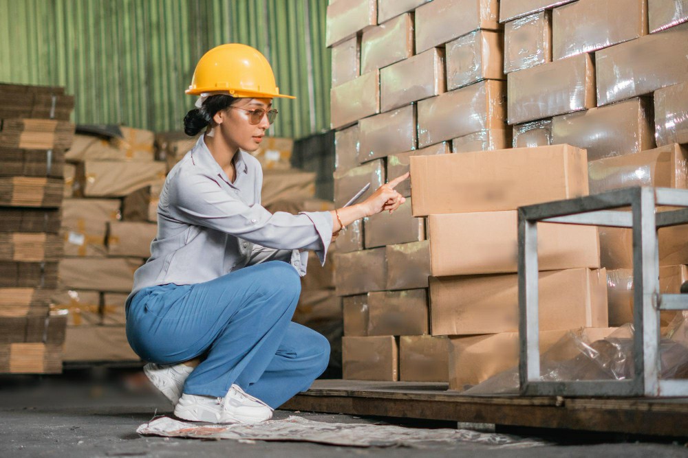 Enhancing Workplace Safety for Irish Retail Workers with Manual Handling Course - Manual Handling Training Article