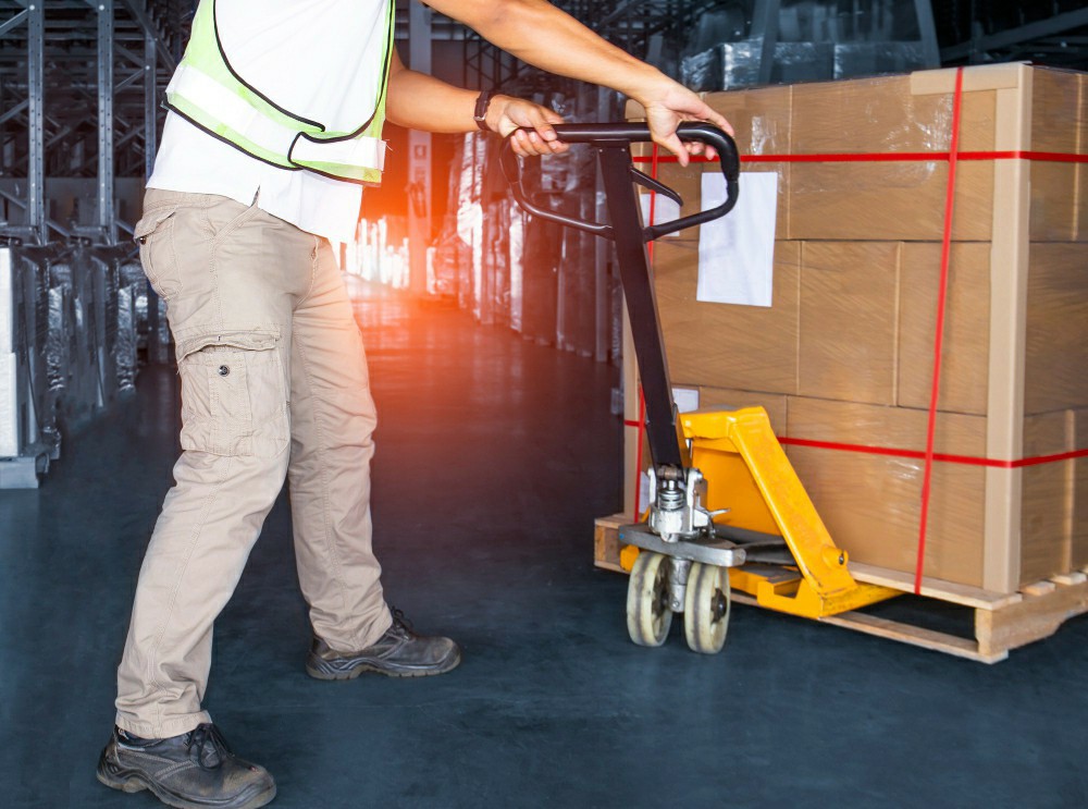 Basic Manual Handling Skills Course Online in Plymouth - Manual Handling Training Article