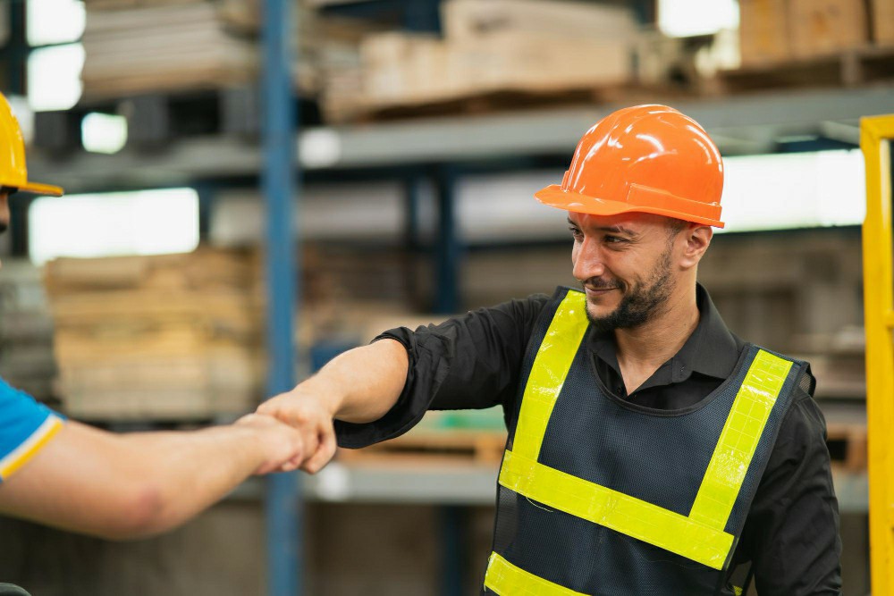 FREE Manual Handling Course Online in London: The Ultimate Guide for Professionals - Manual Handling Training Article
