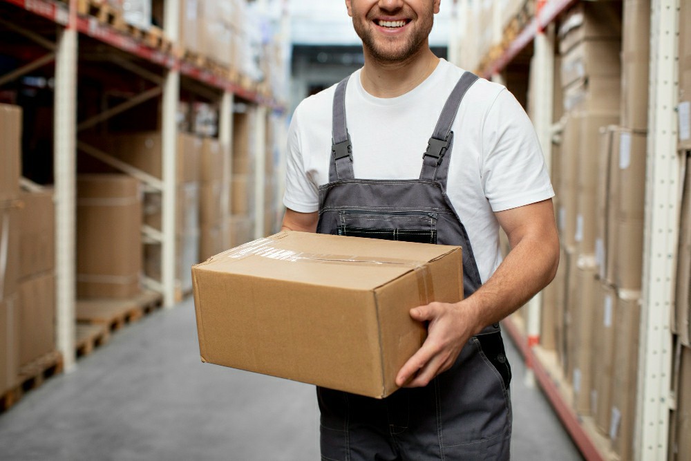 The Importance of Manual Handling Training in the Logistics Sector - Manual Handling Training Article