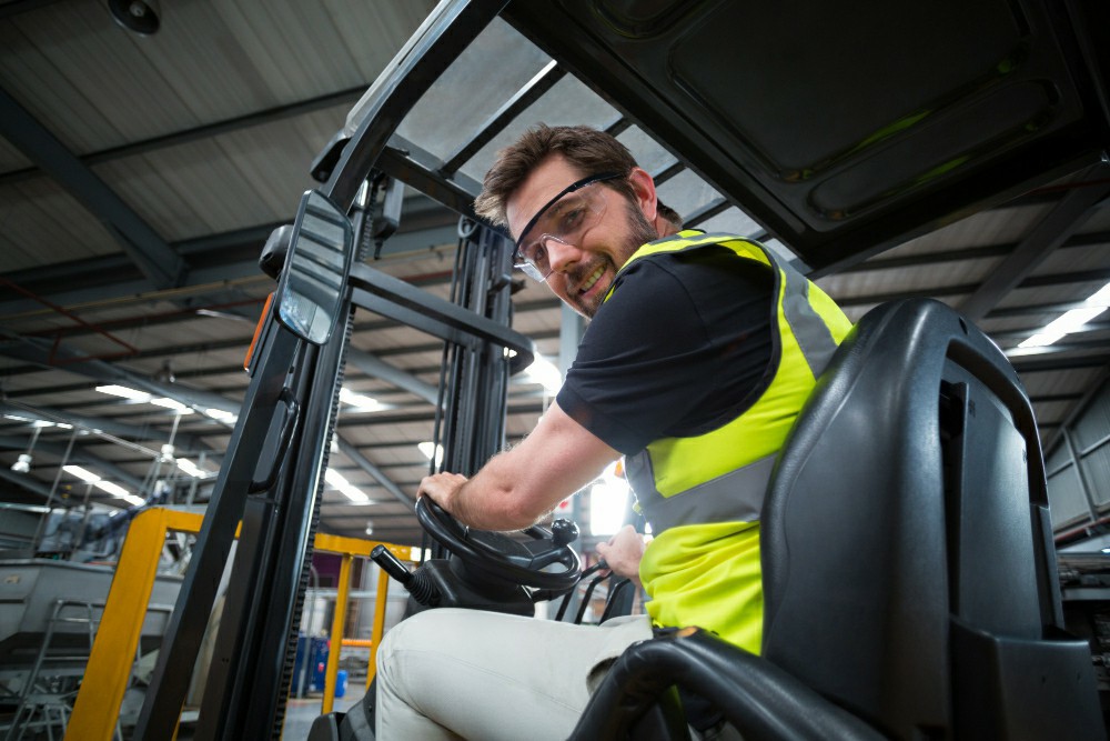 Mastering Safe Manual Handling: Online Course for Workers in Liverpool - Manual Handling Training Article