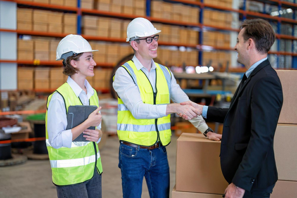 The Essential Guide to Manual Handling Courses Online in the UK - Manual Handling Training Article