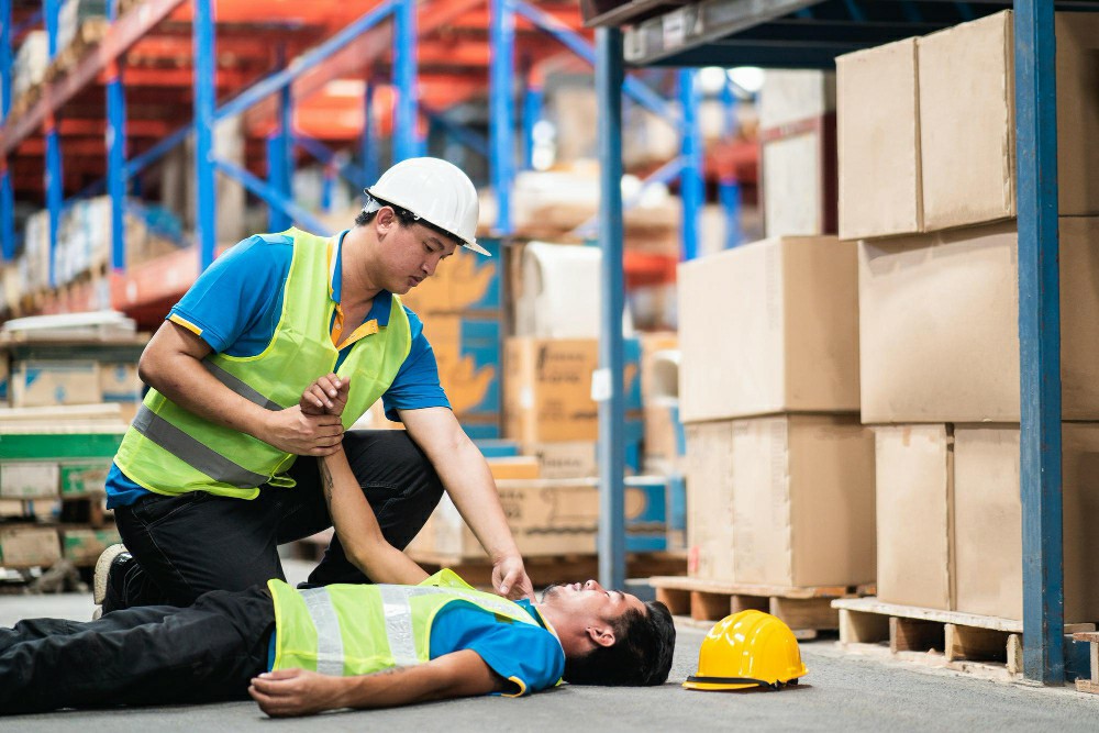 Unlocking Efficient Practices: Online Manual Handling Training in the UK - Manual Handling Training Article