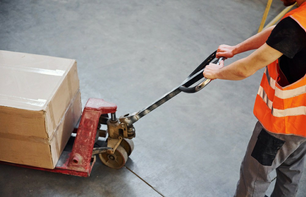 Elevate Workplace Safety with Our Online Manual Handling Course in London - Manual Handling Training Article