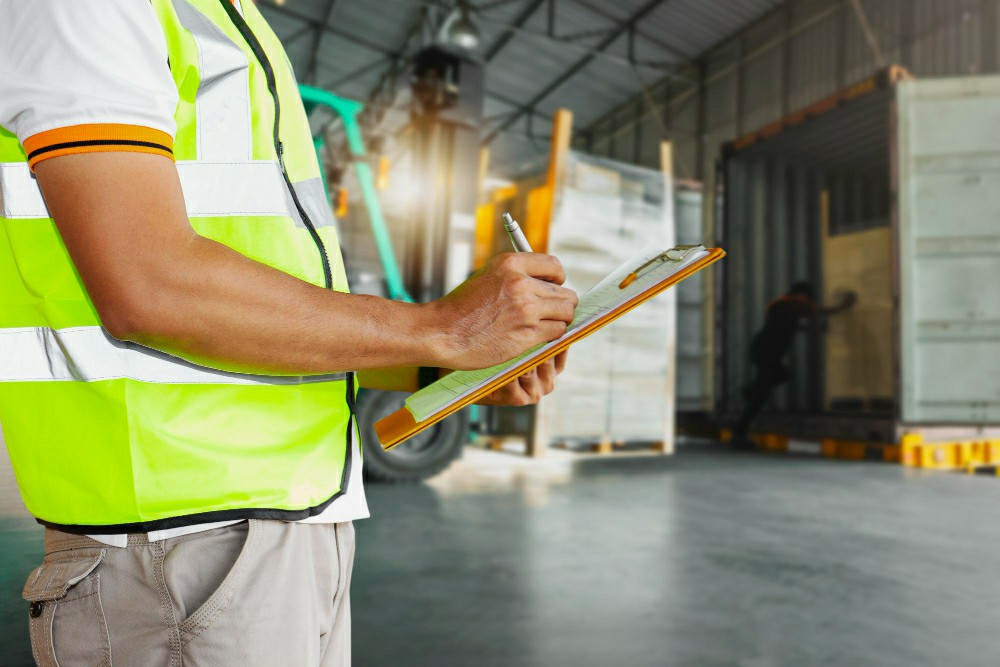 The Benefits of Online Manual Handling Courses in London - Manual Handling Training Article