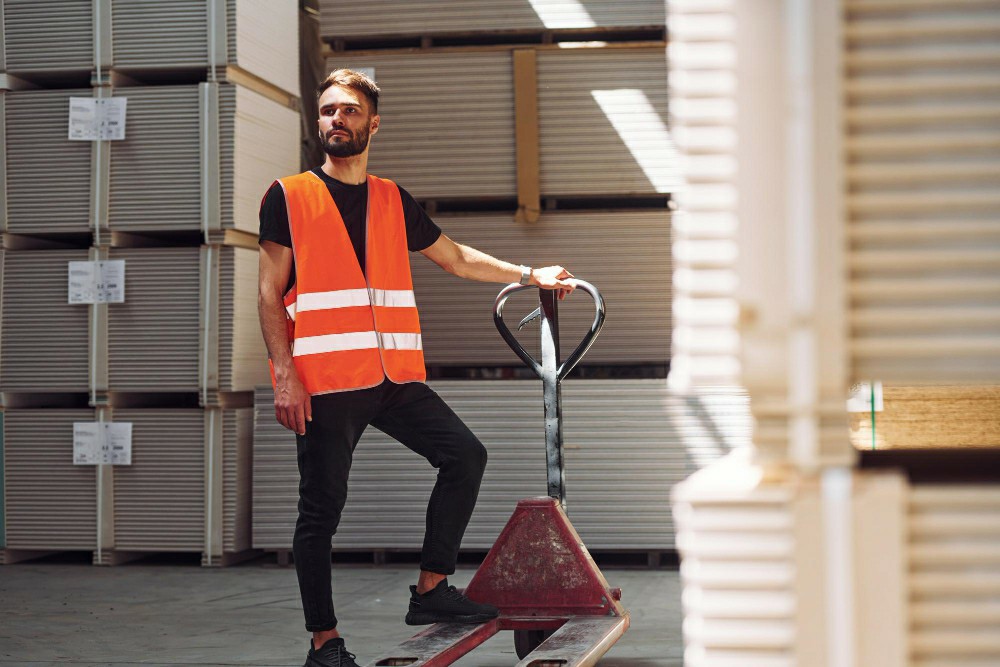 Unlocking Workplace Safety: Free Online Occupational Safety Courses in the UK - Manual Handling Training Article