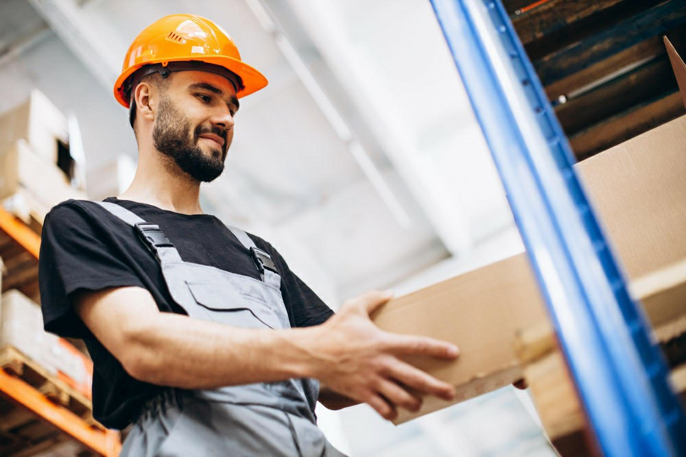 Unlock the Benefits of a Affordable Manual Handling Course Online in the UK - Manual Handling Training Article