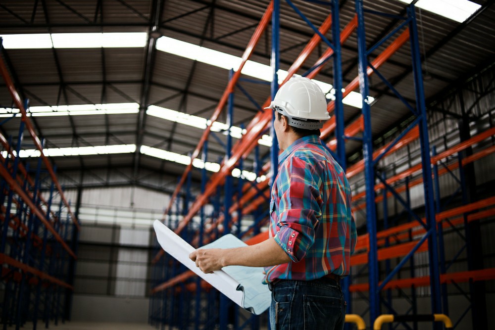 Navigating the Landscape of Online Manual Handling Training in the UK - Manual Handling Training Article