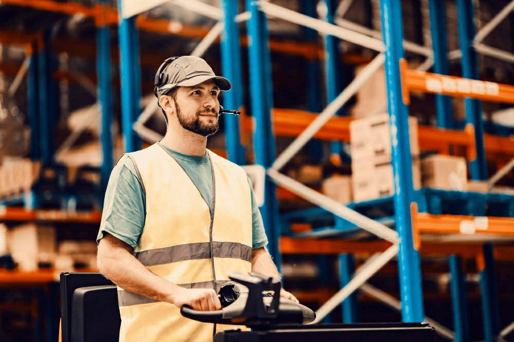 Embracing Safety: The Top Reasons to Get Your Manual Handling Certificate Online in the UK - Manual Handling Training Article