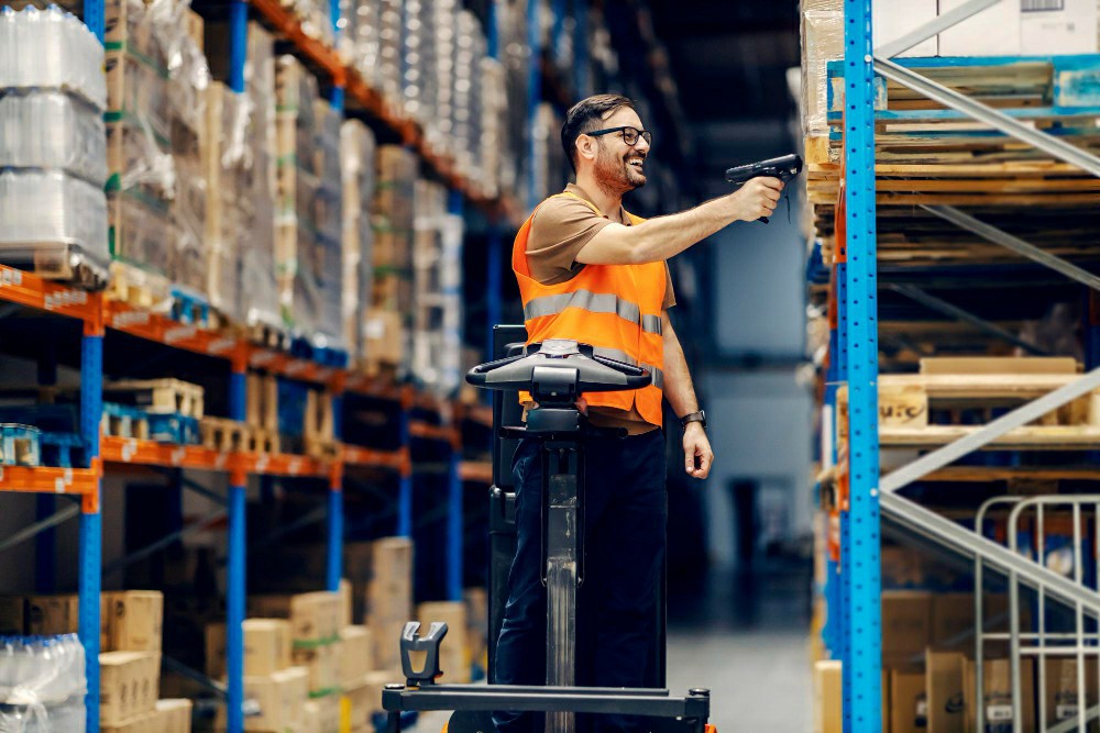 Mastering Workplace Safety: The Ultimate Guide to Free Occupational Safety Courses in the UK - Manual Handling Training Article