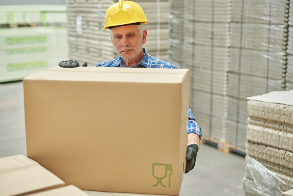 Essential Insights into Online Manual Handling Courses in the UK - Manual Handling Training Article