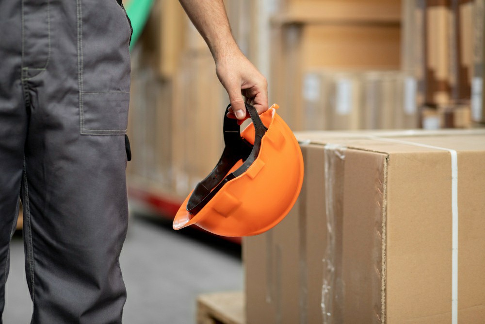 Unveiling the Advantages of HSALearning's Online Manual Handling Training in the UK - Manual Handling Training Article