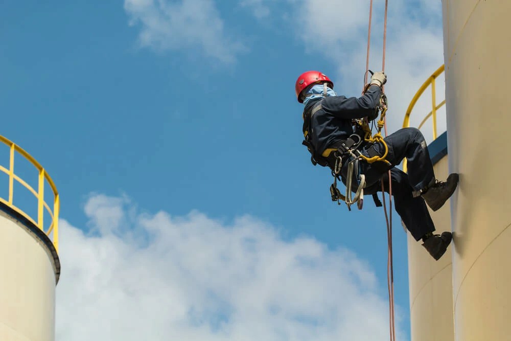 Empowering Workplace Safety: The Impact of Mentorship in Working at Heights Training - Manual Handling Training Article