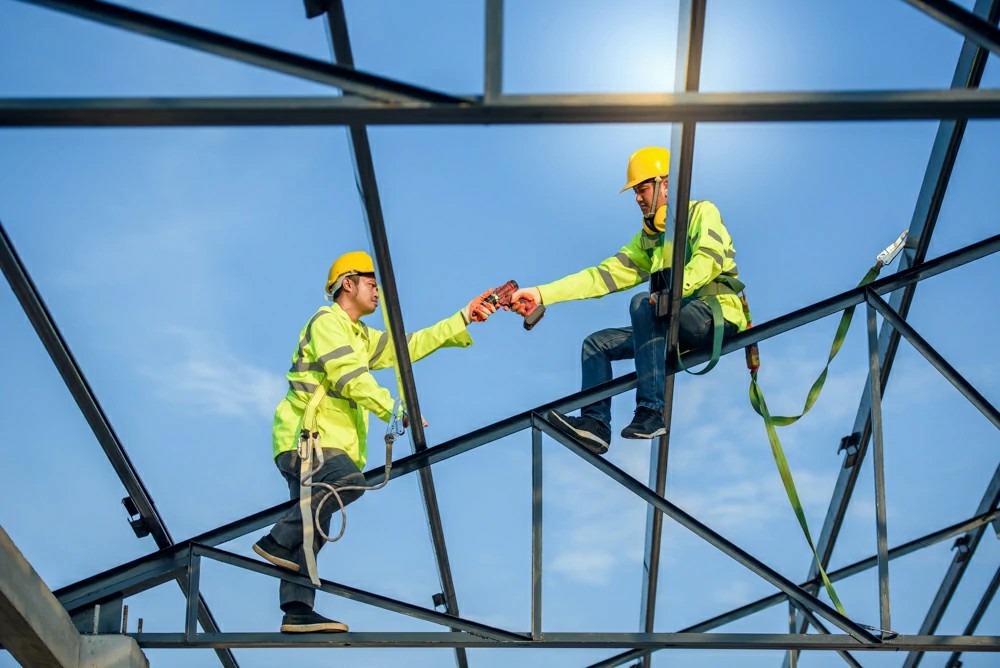 Best Practices for Conducting Risk Assessments Prior to Working at Heights - Manual Handling Training Article