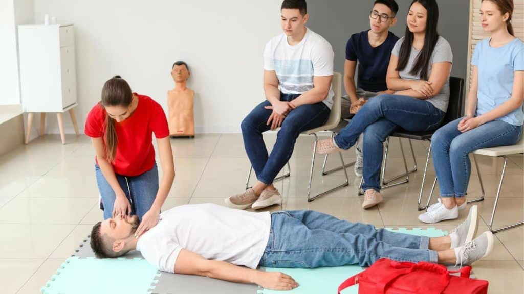 Empower Your Workforce: The Essential Guide to First Aid and CPR Training - Manual Handling Training Article