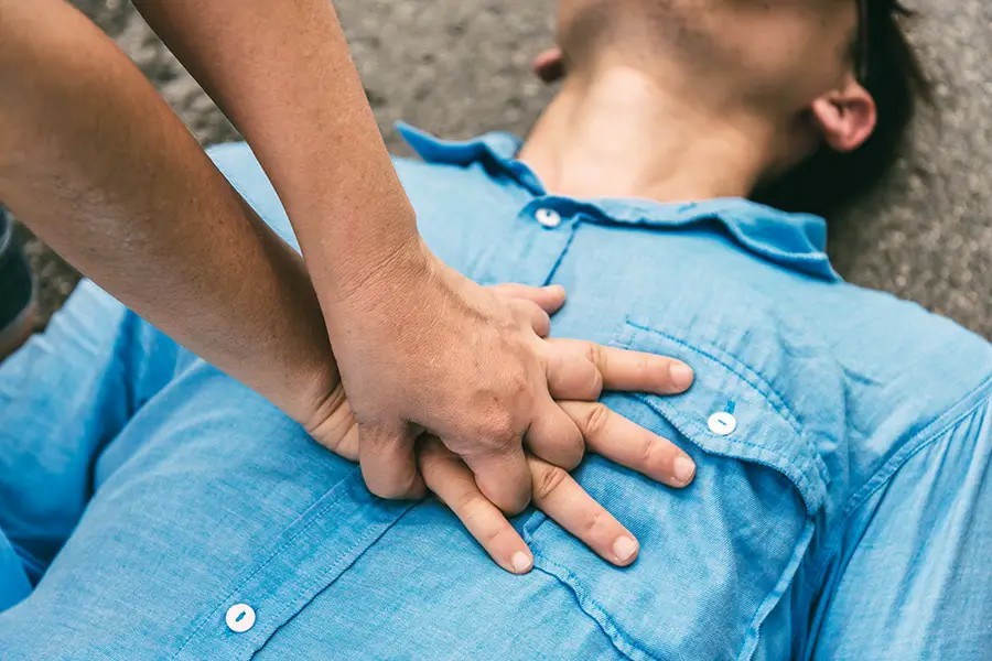 Empower Your Workplace: The Essential Guide to First Aid and CPR Training in the UK - Manual Handling Training Article