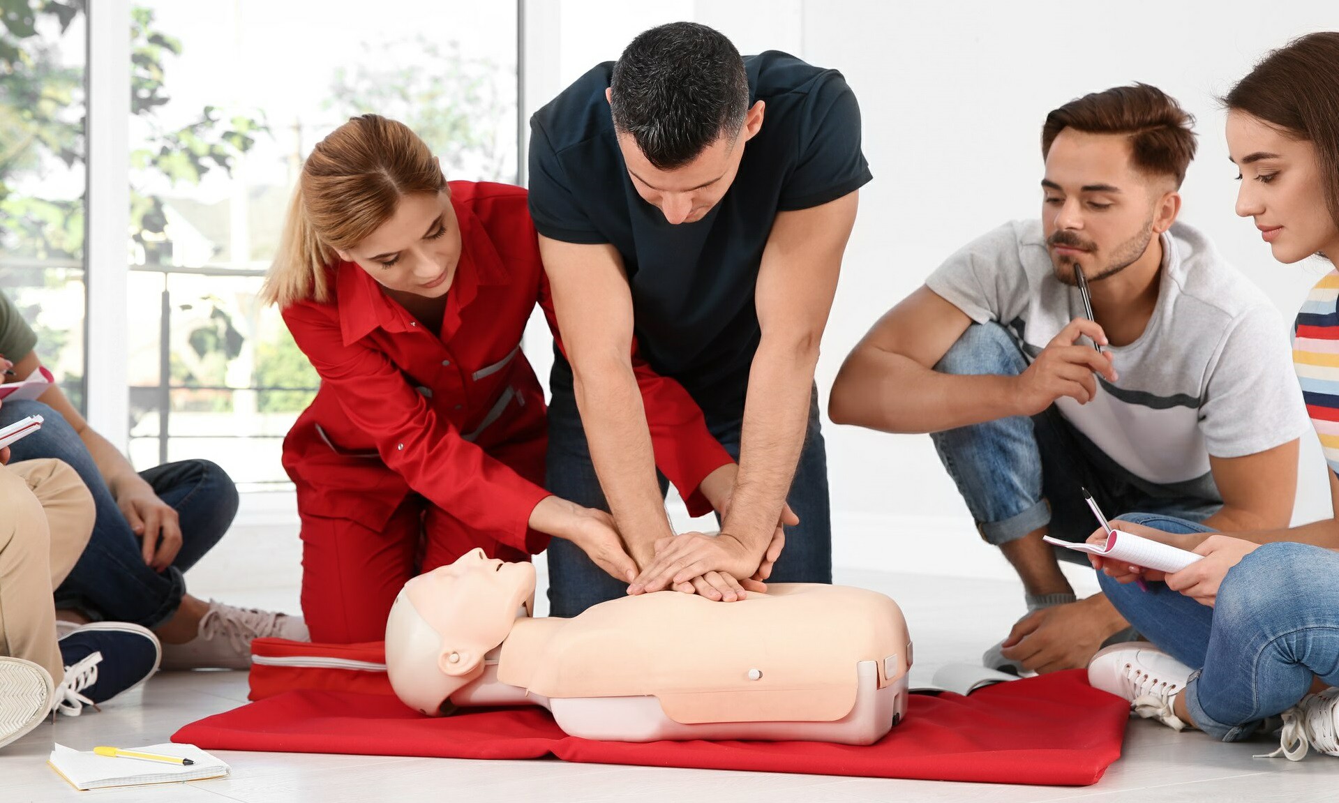 Unlocking Workplace Safety: The Indispensable Role of First Aid & CPR Training in the UK - Manual Handling Training Article