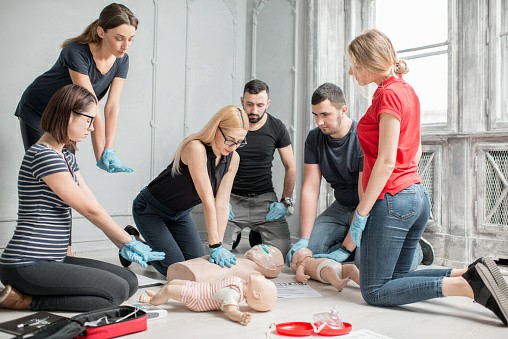 Empower Your Workforce: The Crucial Role of First Aid & CPR Training in Safety and Compliance - Manual Handling Training Article