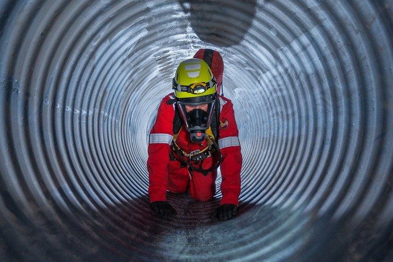 Master Confined Space Safety: Your Online Certification Guide in the UK - Manual Handling Training Article