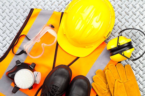 Achieve Workplace Safety Excellence with Online PPE Training in the UK - Manual Handling Training Article